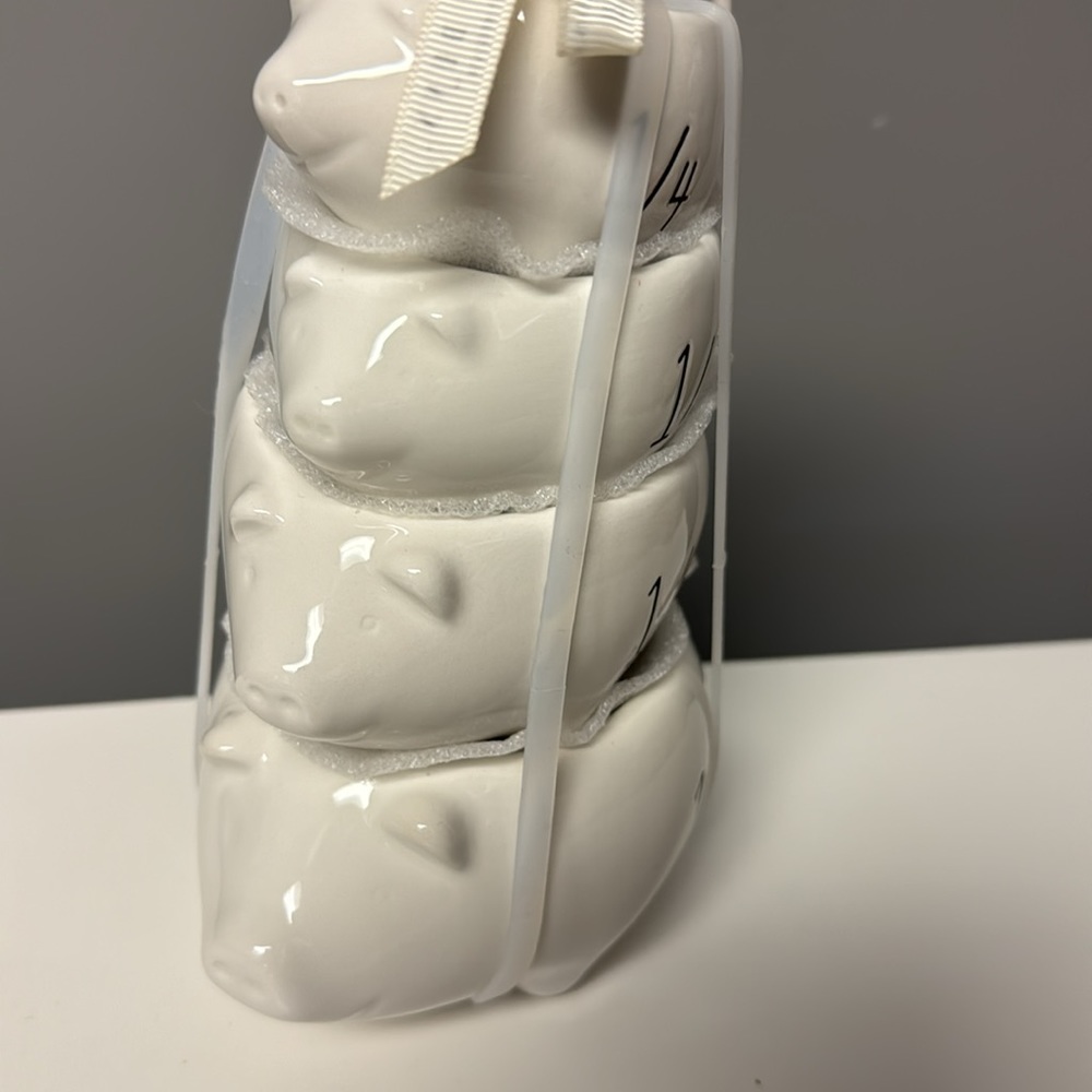 Rae Dunn Pig Measuring Cups new - Picture 4 of 4